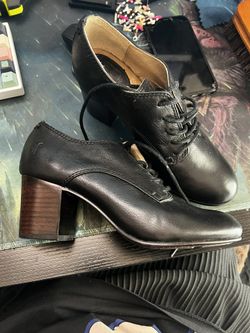 Frye Women Size 5.5