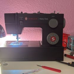 Singer Sewing Machine  