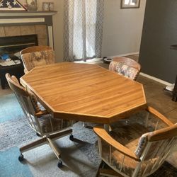 Dining Room Table 