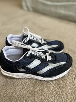 SAS Shoes Size 7.5 WW