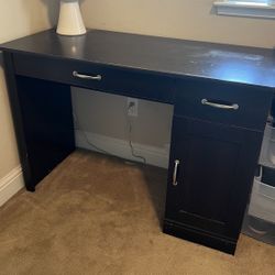 TABLE - DESK - BEDROOM TABLE - BEDROOM DESK - COMPUTER TABLE - COMPUTER DESK - DRAWERS - FURNITURE - WOODEN FURNITURE