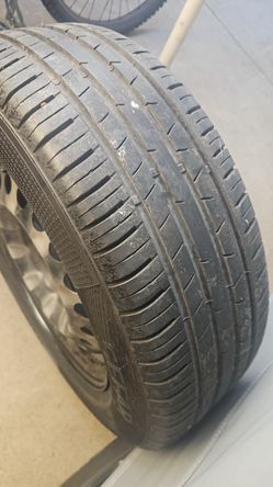215/60R16 Tire
