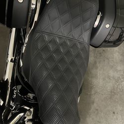 Saddlemen SDC seat