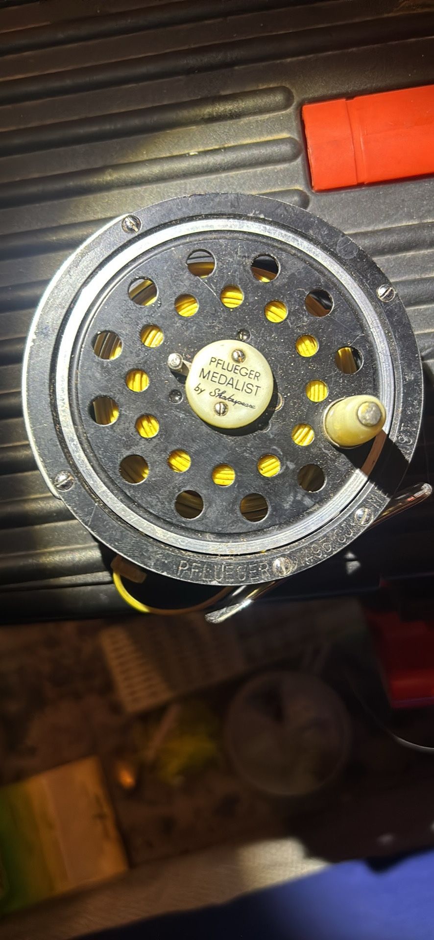 fly fishing reel pflueger