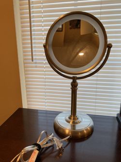 Make up mirror with lights