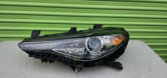 Alfa Romeo Guilia Headlight 