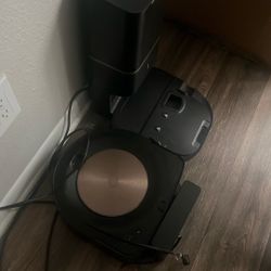 Irobot Robot Vacuum 