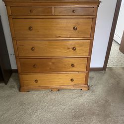 1900’s Dresser