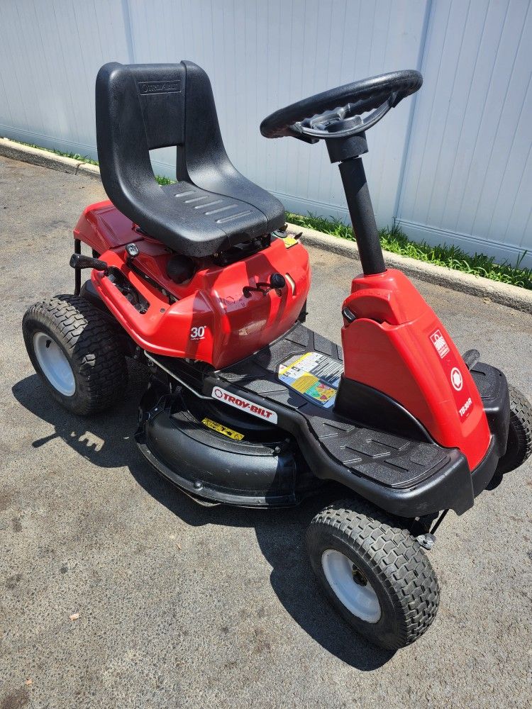 Troybuilt Riding Mower