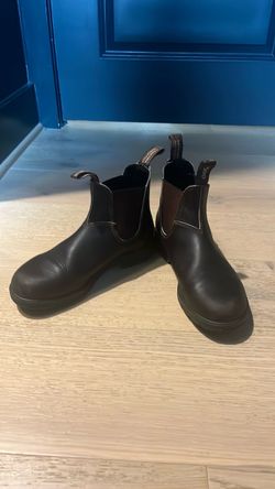 Women’s Blundstones