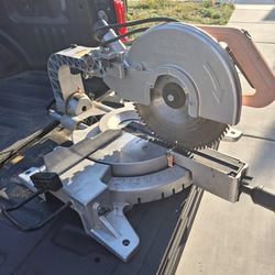 Compound Miter Saw