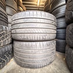 325/35/22 Pirelli Pzero 70%+ Tread (2)