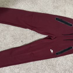 Nike Men's TECH Fleece Pants, Dark Beetroot