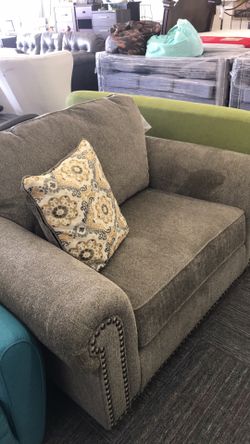 Arm chair