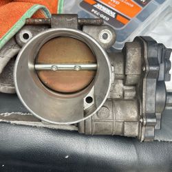 Oem Throttle Body 