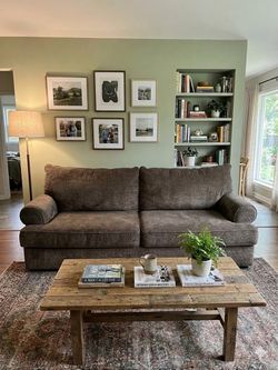Beautiful and cozy brown 3-seater sofa