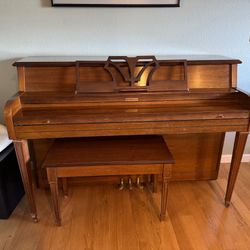 Metropolitan Upright Vertical Piano