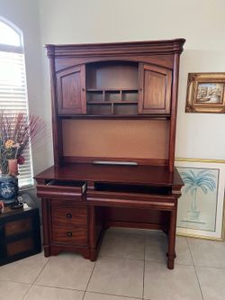 Wooden Desk with Hutch