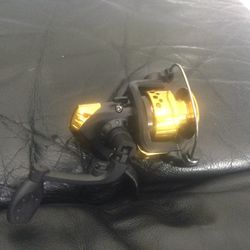 BRAND NEW-NEVER USED FISHING REEL ONLY $32.00