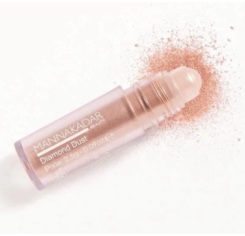 New Manna Kadar Beauty Diamond Dust Roll-On Shimmer in Pixie 2.5g.