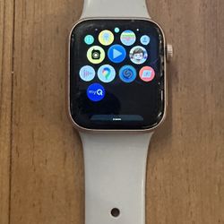 Apple Watch 40 mm SE