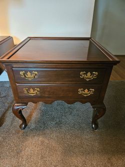 Vintage Ethan Allen Georgian Court Cherry Wood Side Table