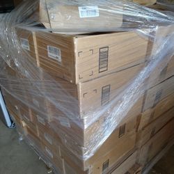 Shoe pallet online returns from biggest online retailer mostly new  average 100 pairs