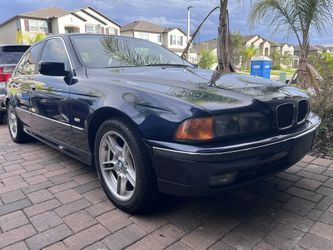 2000 BMW 528i