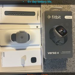 Fitbit versa 4 Smartwatch 