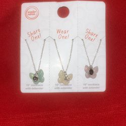 $4 3-Way BFF Necklace Set NWT