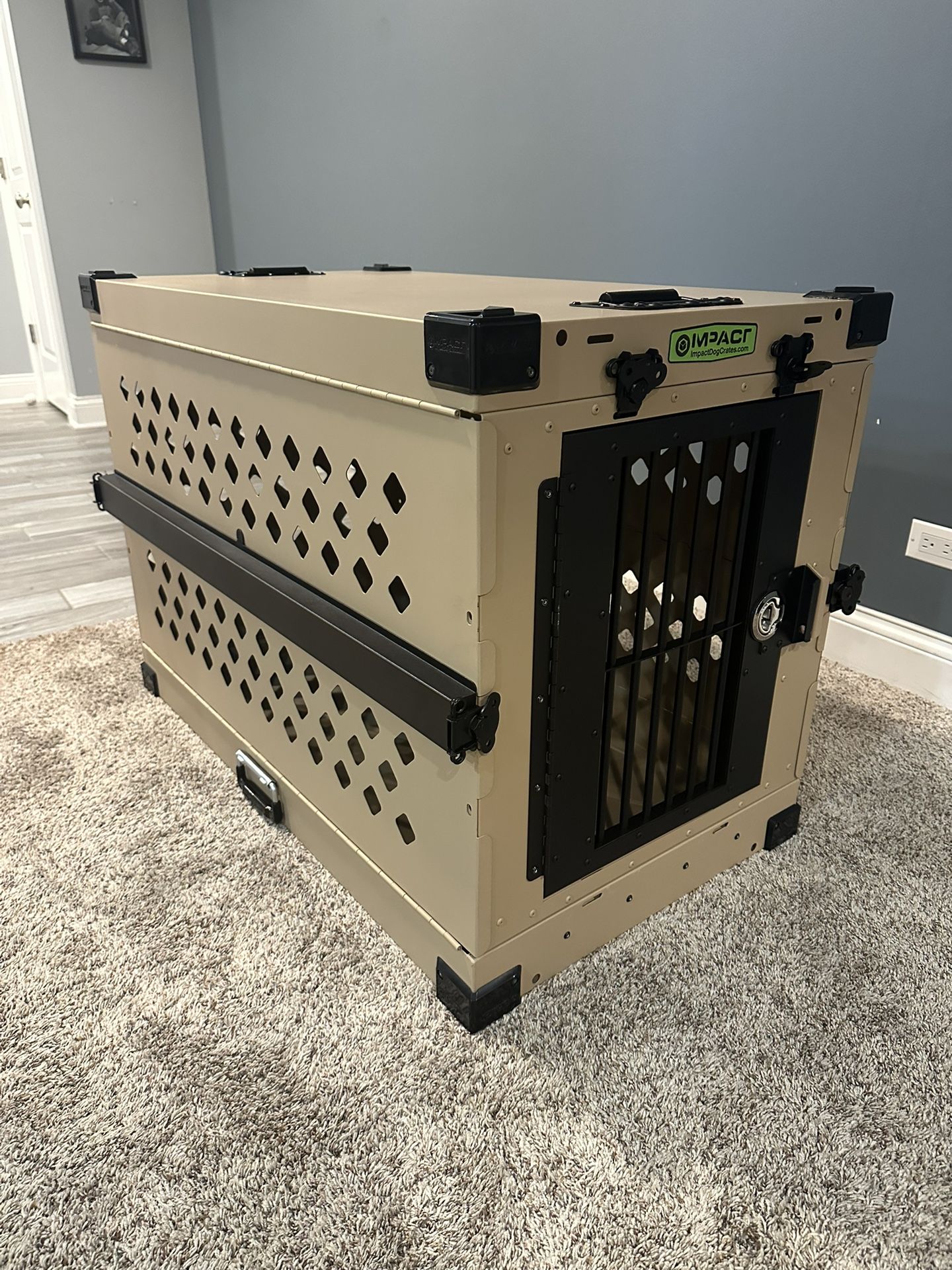Collapsible Dog Crate