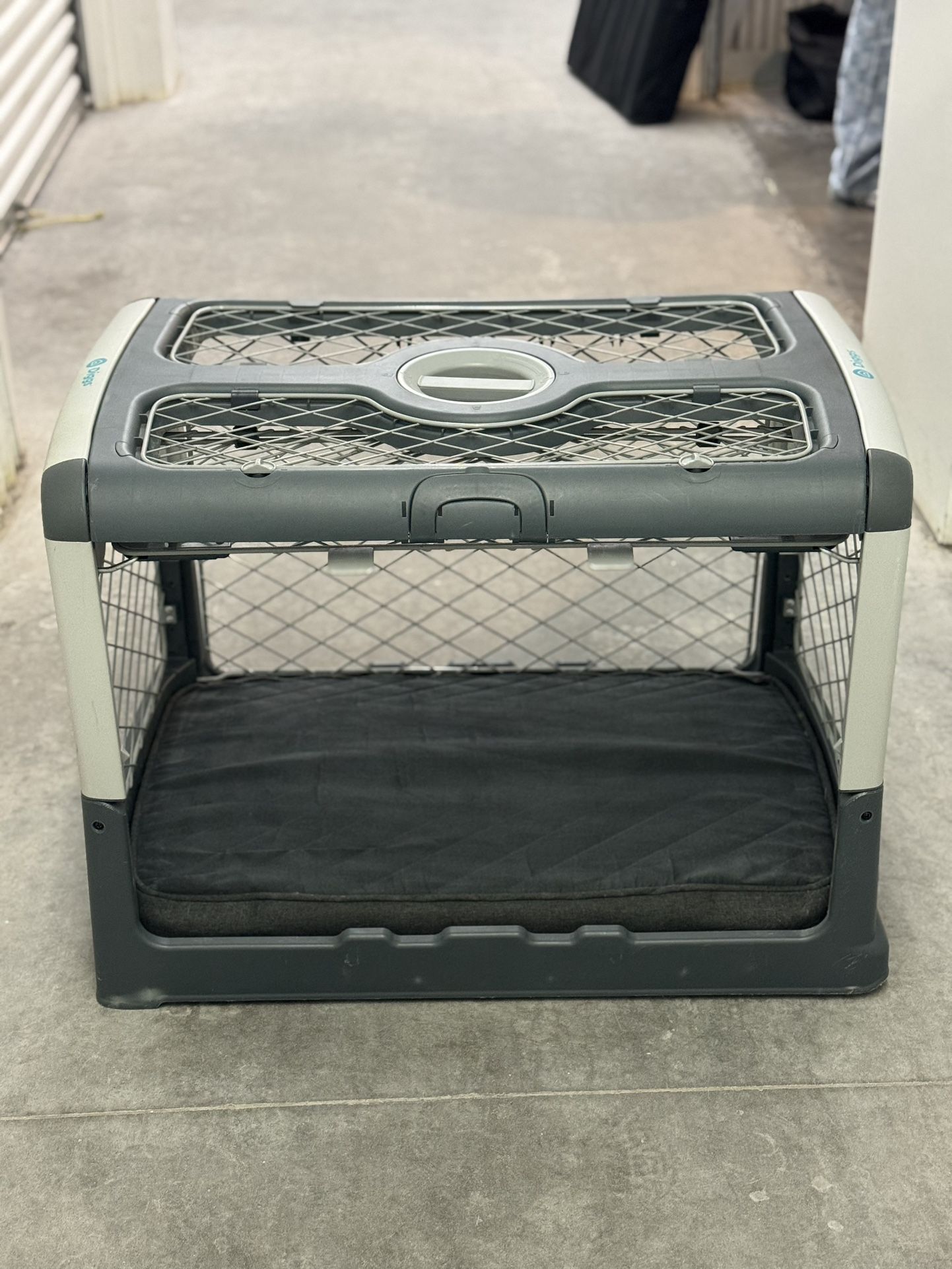 Diggs Revol Medium (with Inside Bed)