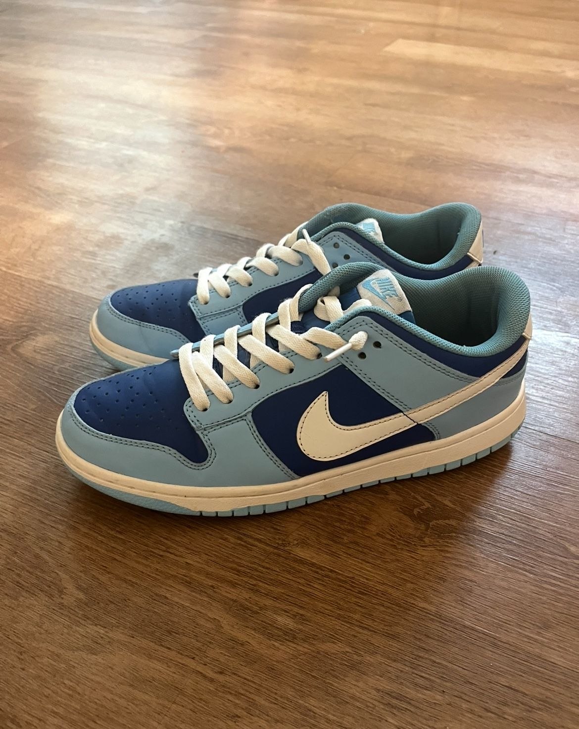 Blue dunks