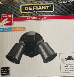 Defiant switch activated flood light