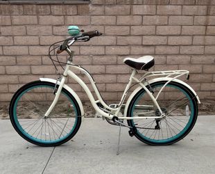 Schwinn Beach Cruiser