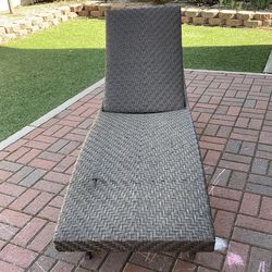 Patio chaise lounge chair