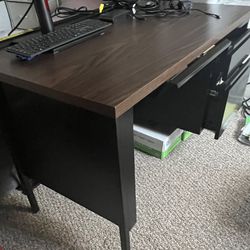 Desk Single Pedestal Steel 48x40 Black Base Walnut Too 