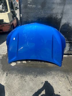 2018-2024 Chevy equinox hood
