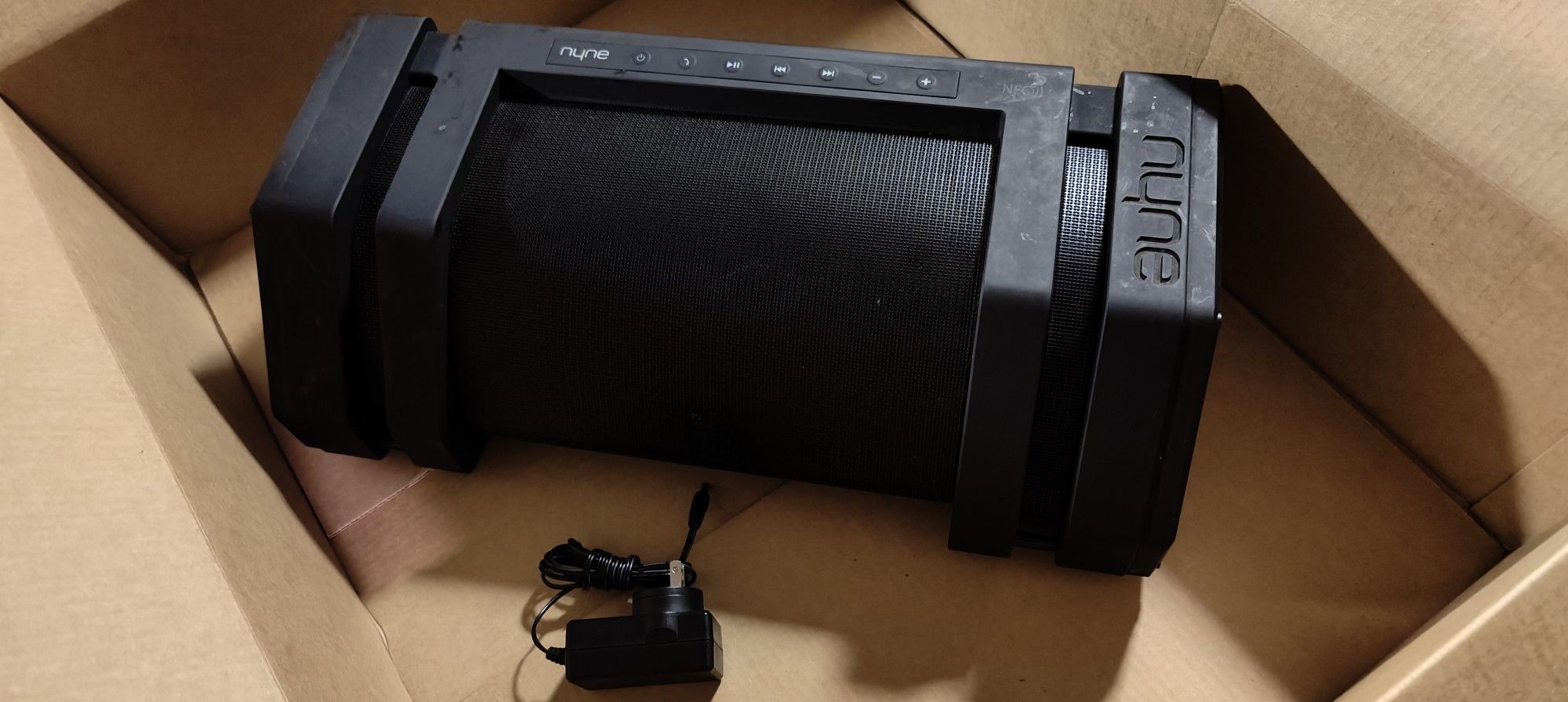 Nyne Rock Bluetooth Speaker (Portable)