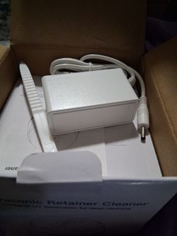 Ultrasonic retainer cleaner