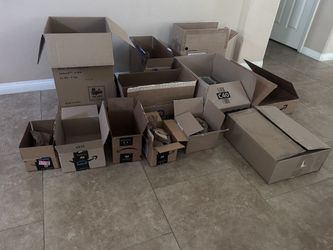 Empty Boxes (20) Different Sizes
