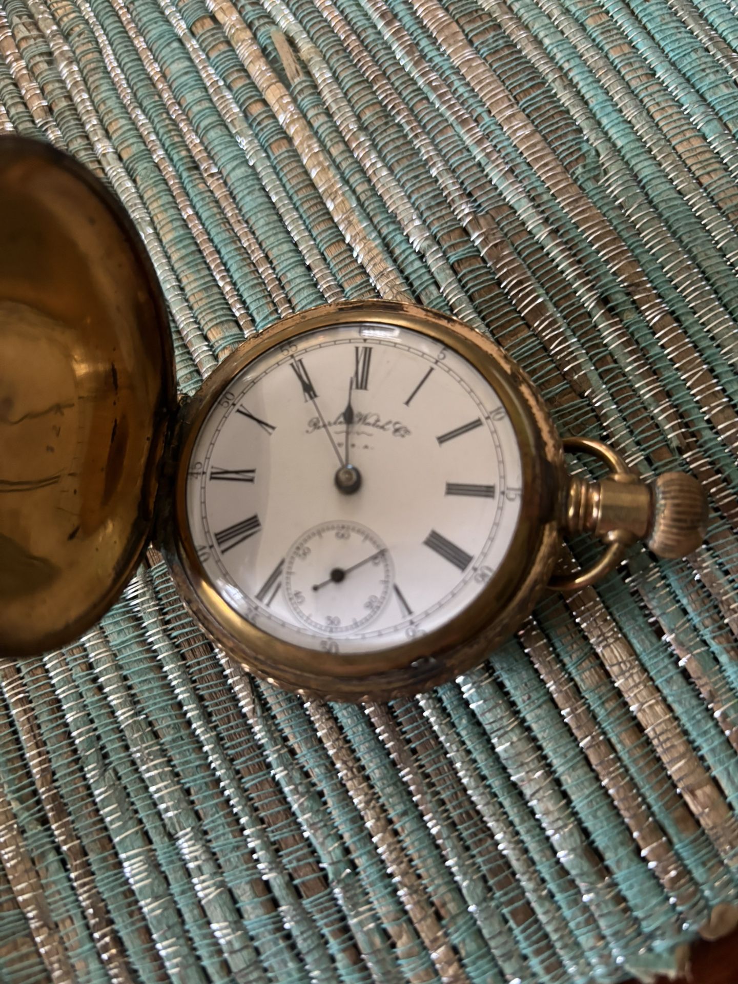 Antique Gold Pocket Watch 