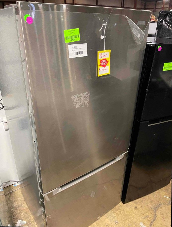 VISSANI MDBF18SS 18.7 cu. ft. Bottom Freezer Refrigerator M 3X