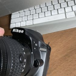 Nikon D3400