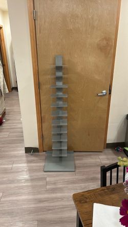 Floating bookcase