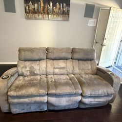 3 piece Electric Reclining Living Room