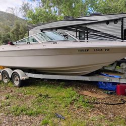 1989 Thunder Craft Temptations 200