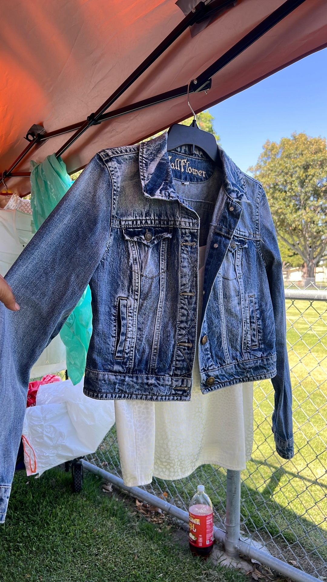 denim jacket Size L