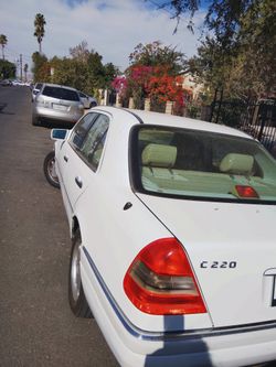 1995 Mercedes-Benz C-Class