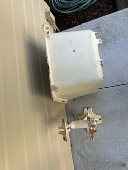 Cast iron sink